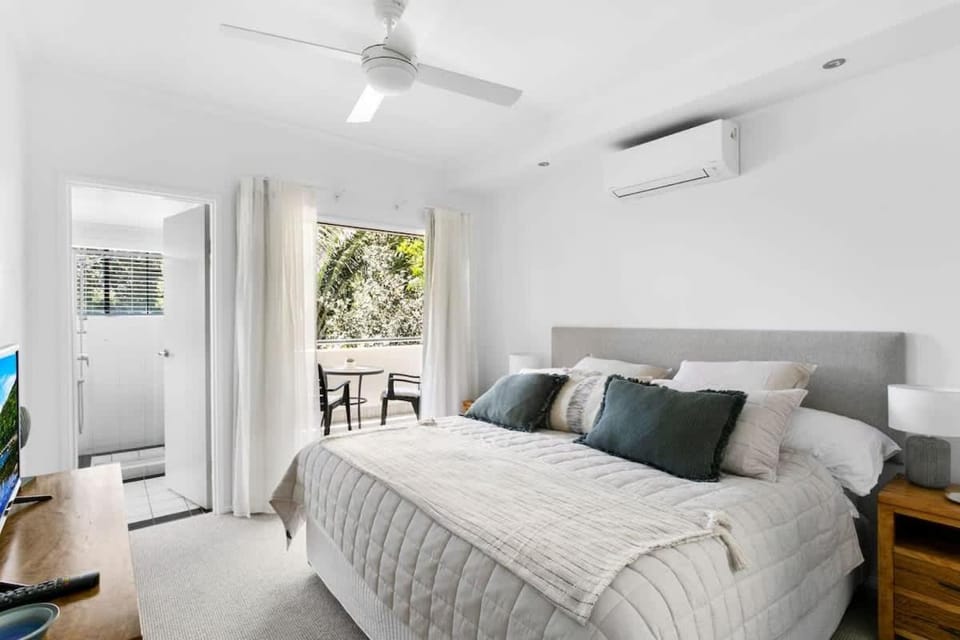 Ocean Outlook at Coolum - Natural beach setting. Villa in Coolum Beach