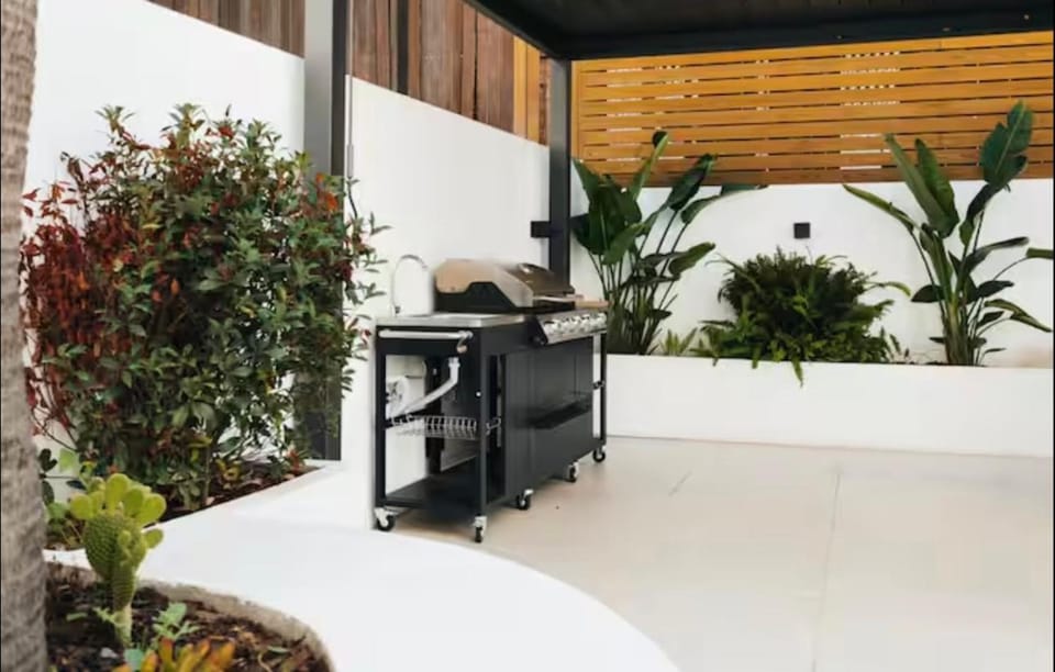 Luxury Rooftop, Private Jacuzzi with mountain views Apartment in Marbella