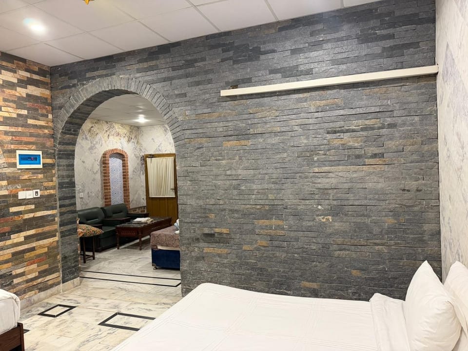 Hayatt Palace Sukkur Bed and Breakfast in Sindh