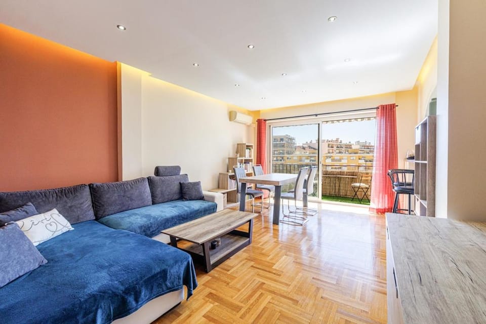 Spacieux T3 avec balcon Confort et convivialite Apartment in Nice
