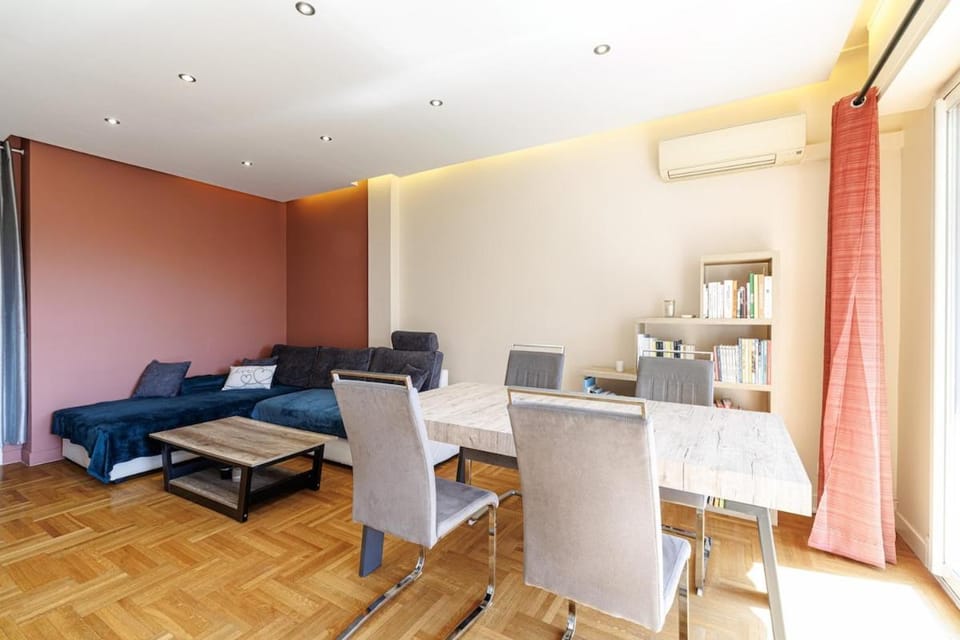 Spacieux T3 avec balcon Confort et convivialite Apartment in Nice