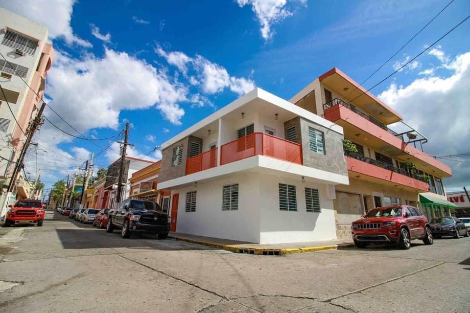 2.1• 1st Floor • Near Plaza • 2BR • Street Parking Apartment in Puerto Rico
