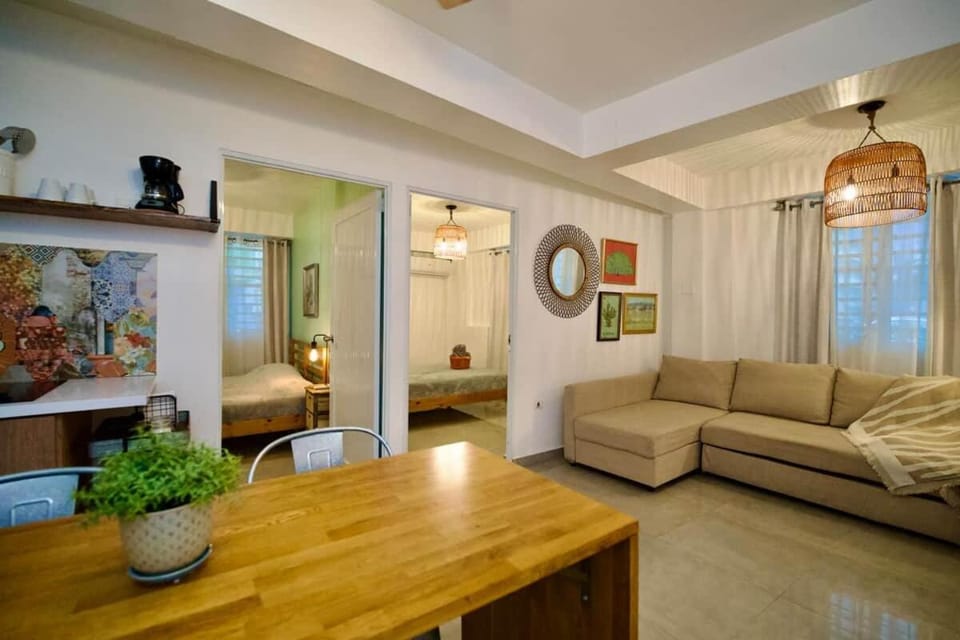 2.1• 1st Floor • Near Plaza • 2BR • Street Parking Apartment in Puerto Rico