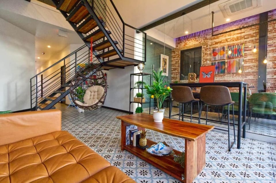 Communal lounge/ TV room
