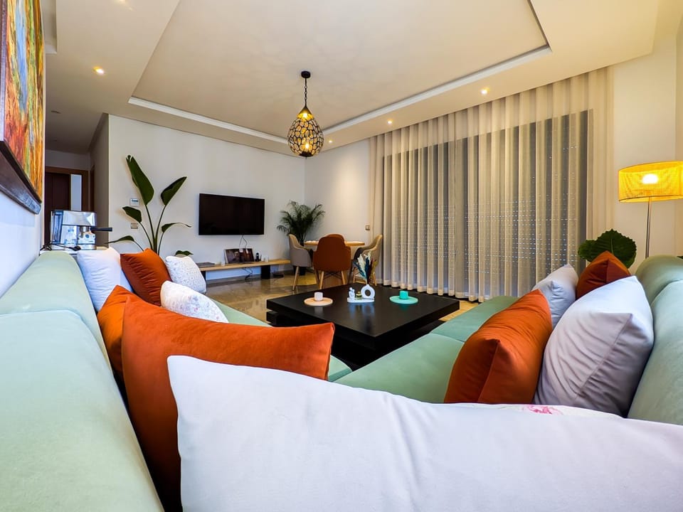 Communal lounge/ TV room, TV and multimedia, Living room, Seating area