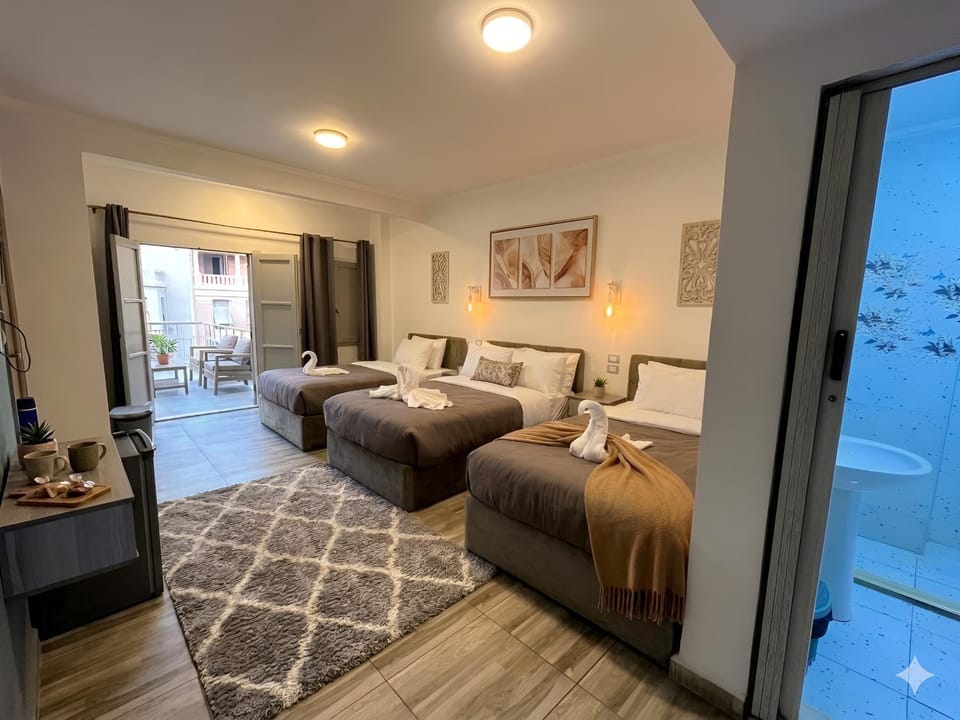 Bed, TV and multimedia, Coffee/tea facilities, View (from property/room), air conditioner
