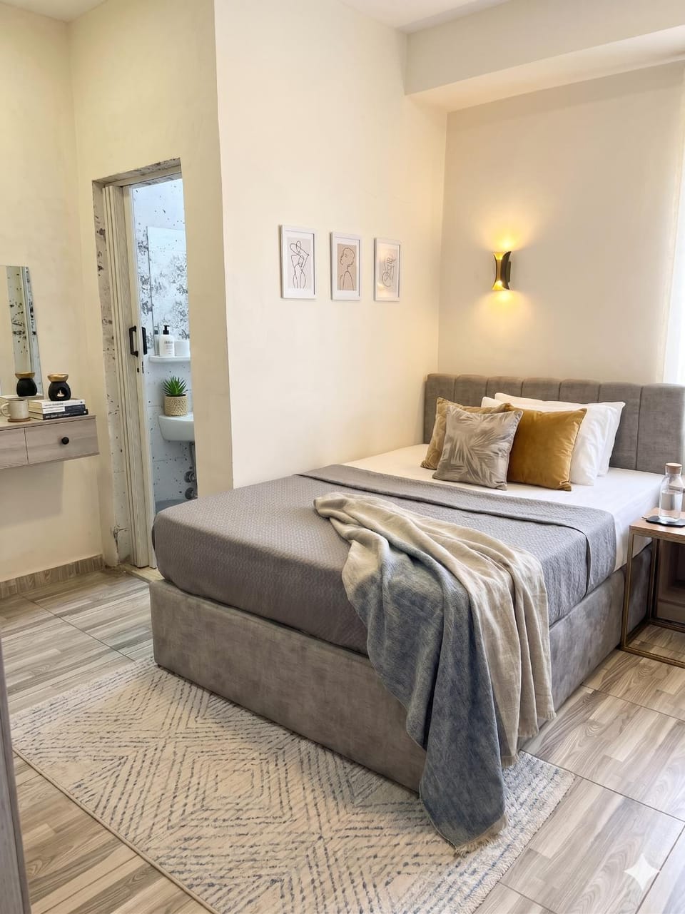 Bed, TV and multimedia, Coffee/tea facilities, Kitchen or kitchenette, Living room, Photo of the whole room, Seating area, Bedroom, towels