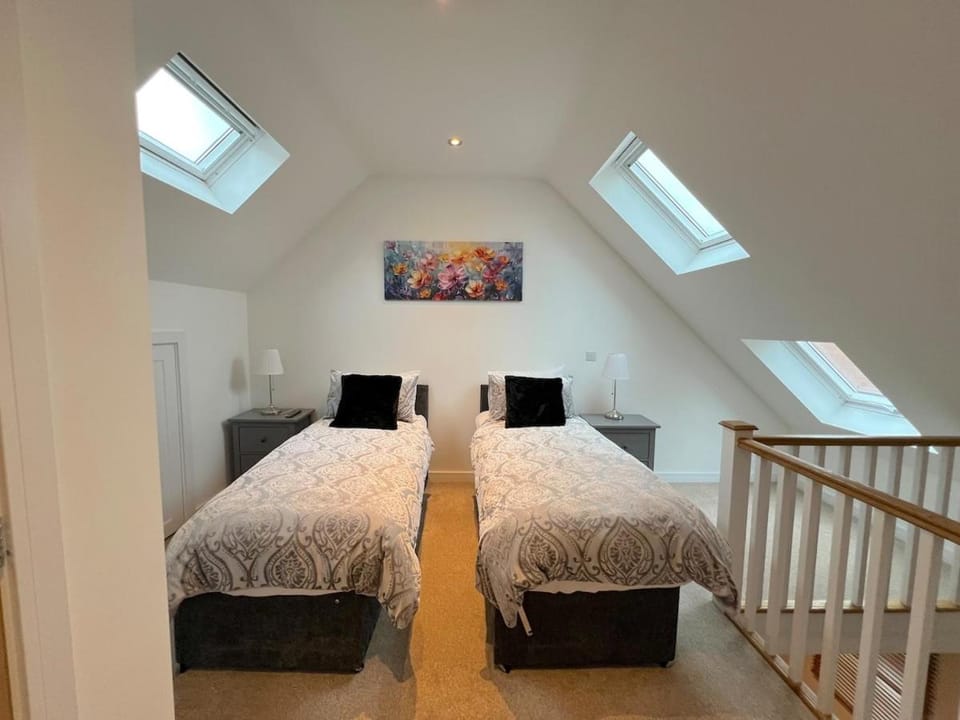 Glastonbury Serenity, Split Level 1 Bedroom, 2 Single bed Apartment in Glastonbury