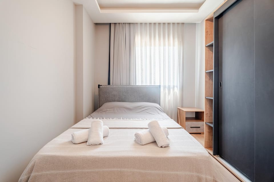 Bed, Photo of the whole room, Bedroom, towels, wardrobe, air conditioner
