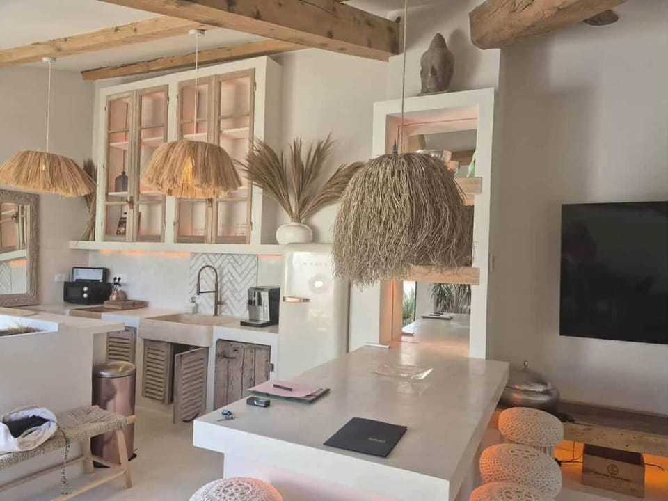 Maison de la Tour House in Gruissan