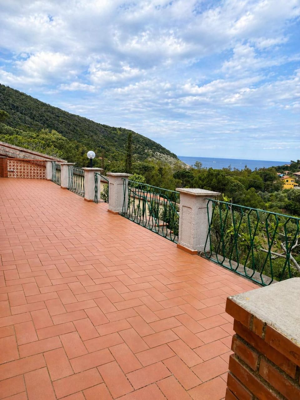 La Scalinata sul Mare House in Tuscany