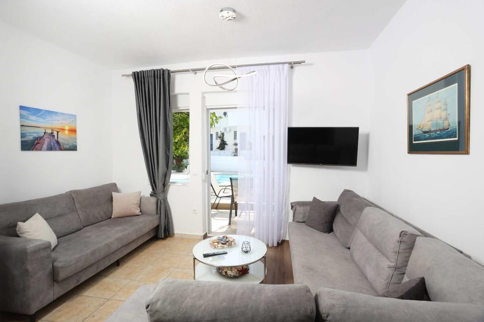 Aether Green Modern Villa House in Halkidiki