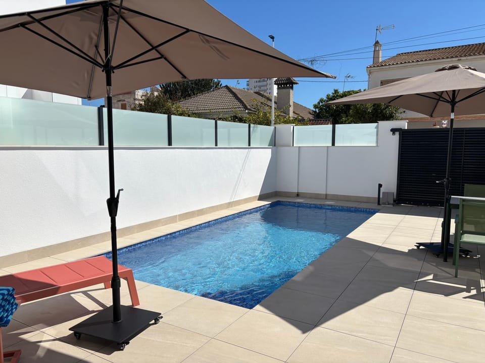 Patio, Pool view, Swimming pool, sunbed
