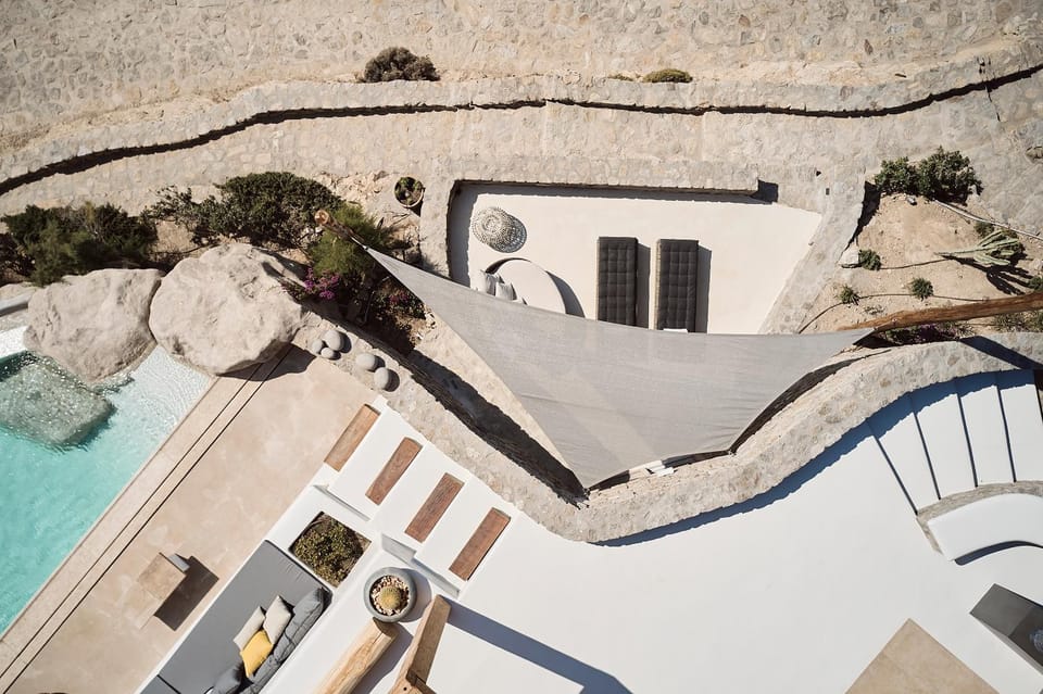 Bird's eye view, Swimming pool