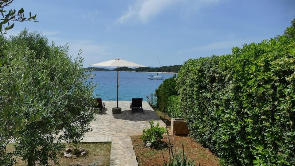 Garden, Garden, Balcony/Terrace, Sea view