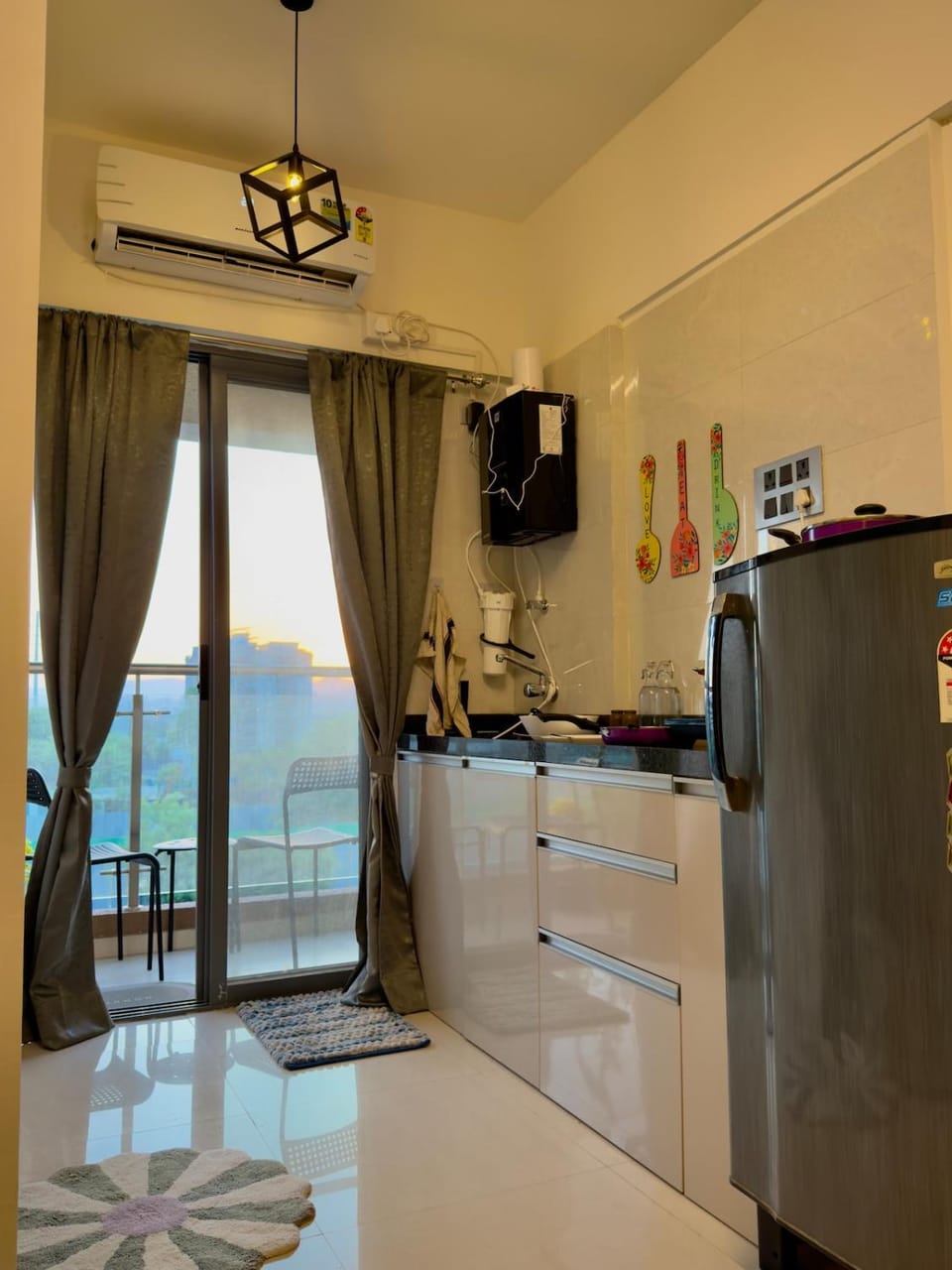 Golden Nest 1RK Studio Balewadi Near Baner metro Apartment in Pune