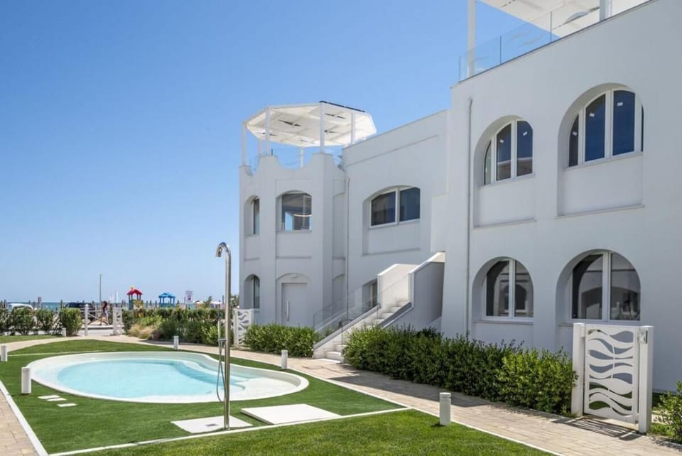 Day, Pool view, Swimming pool