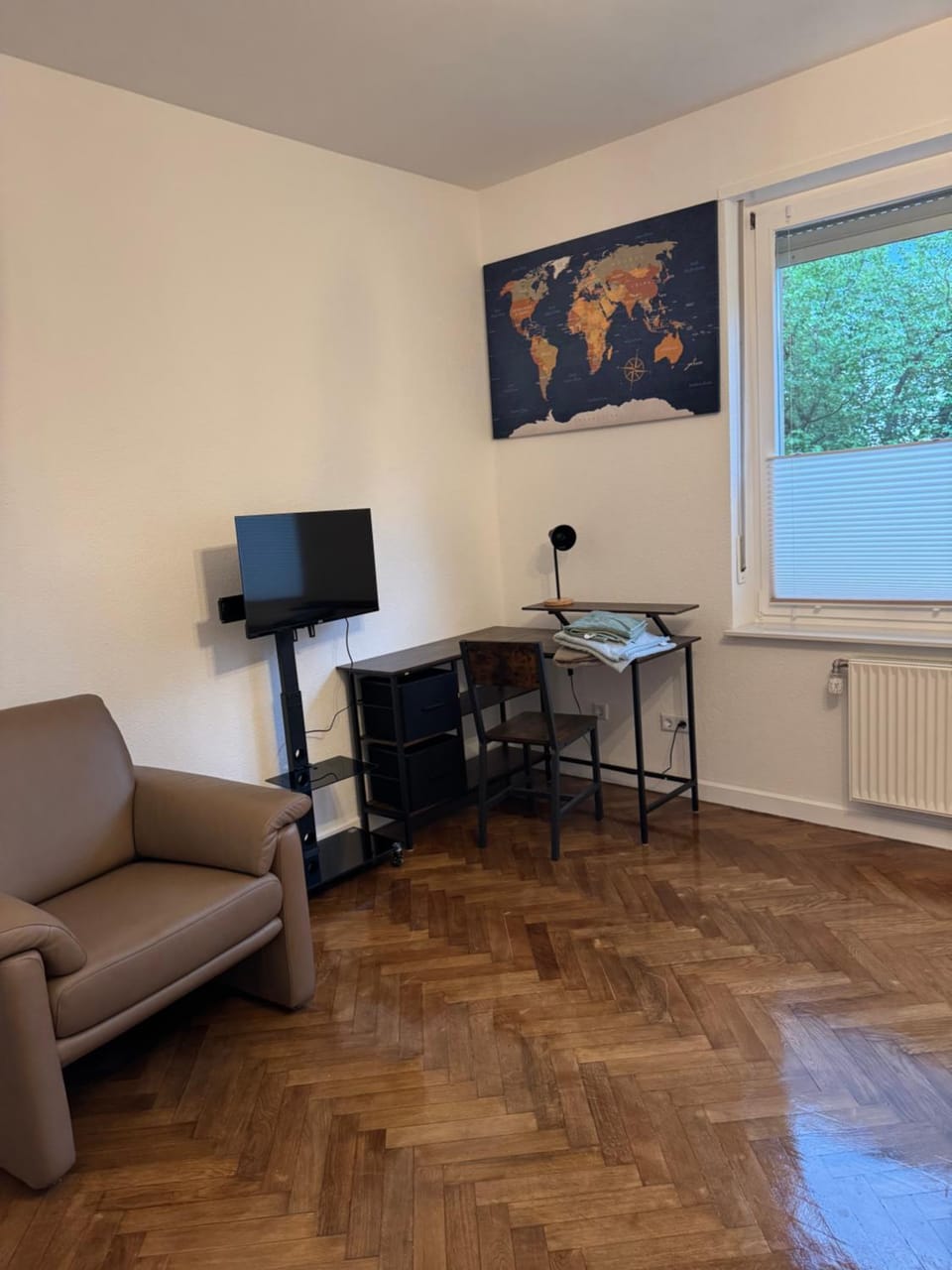 TV and multimedia, Seating area