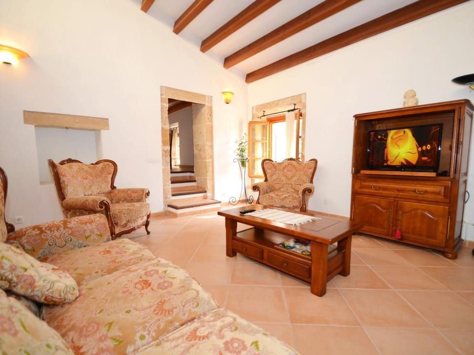 Communal lounge/ TV room, Living room, Lounge or bar, Other