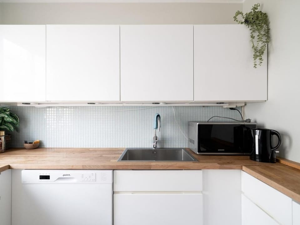 Comfortable 4-room apartment in a classic Lademoen apartment building Apartment in Trondheim