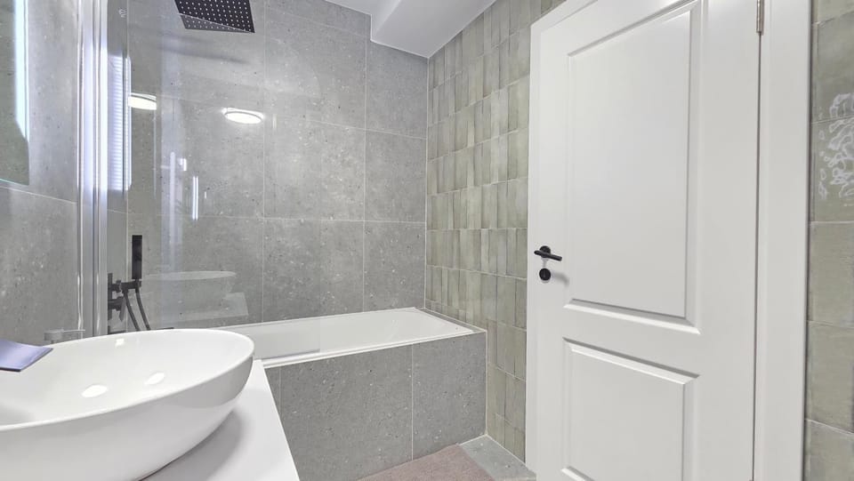 Shower, Bathroom, Bath