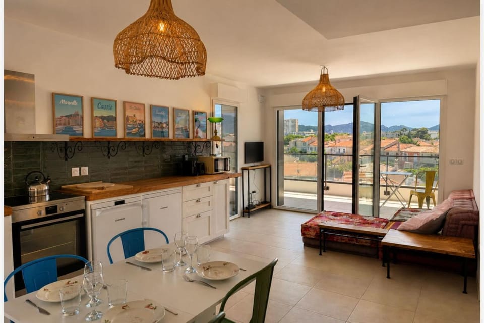 Appart standing avec terrasse et parking - Prado Apartment in Marseille