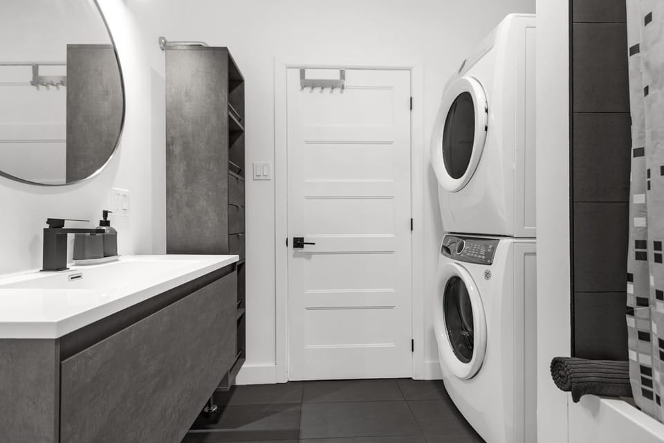 Grand appartement pour 4 tout près du centre-ville Apartment in Quebec City