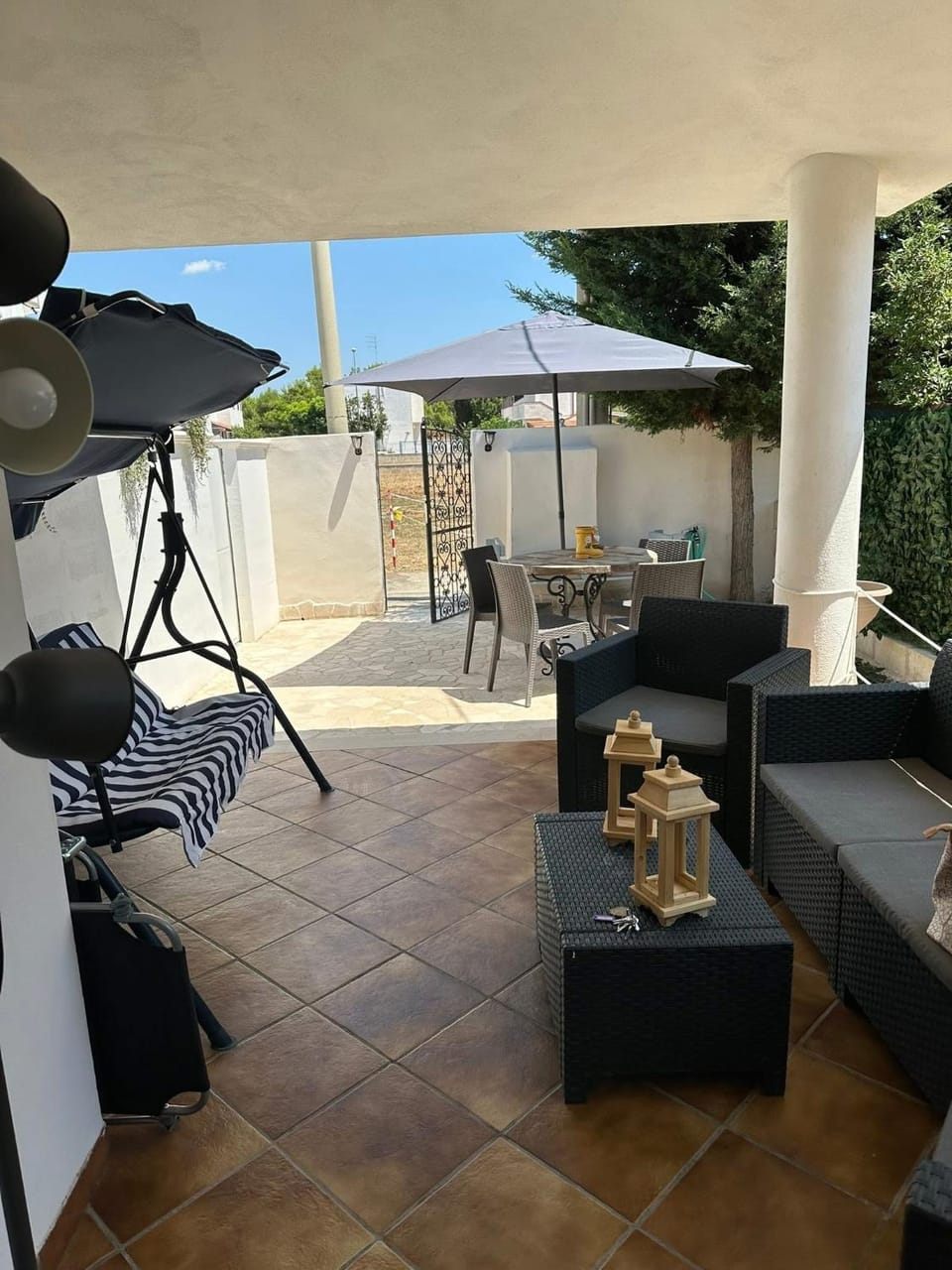 Property building, Living room