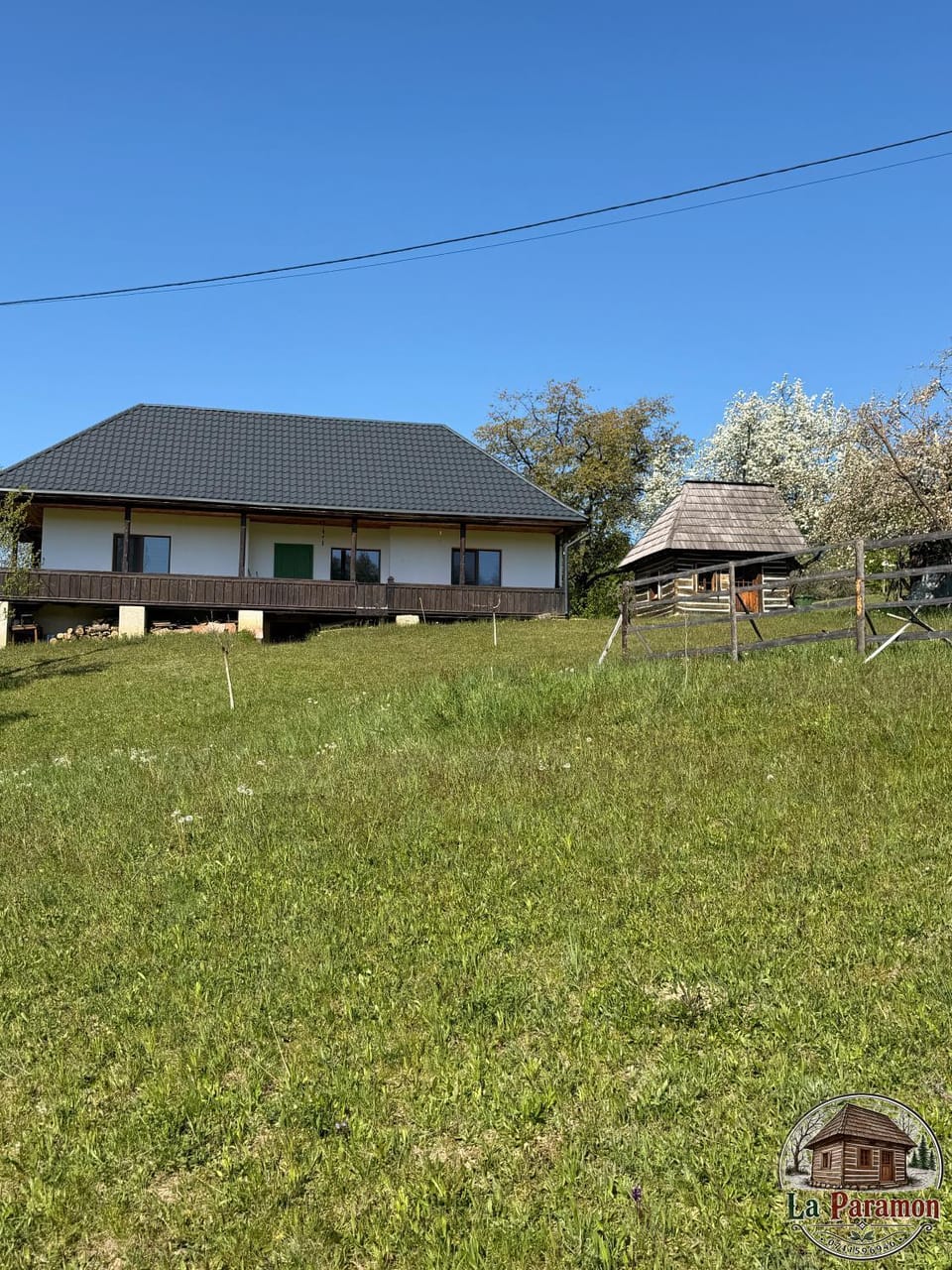 La Paramon ! House in Romania