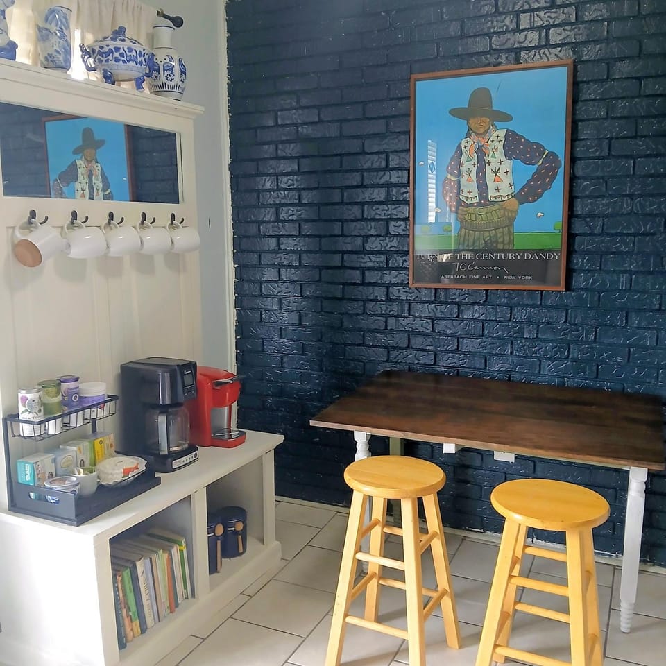 Quiet 2 Bdrm Right in the Heart of it All Apartment in Baton Rouge