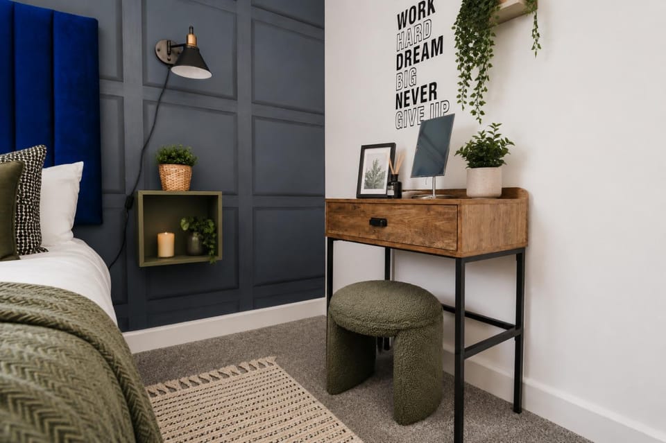 Luxury 2BR Apartment Near Merry Hill Apartment in England