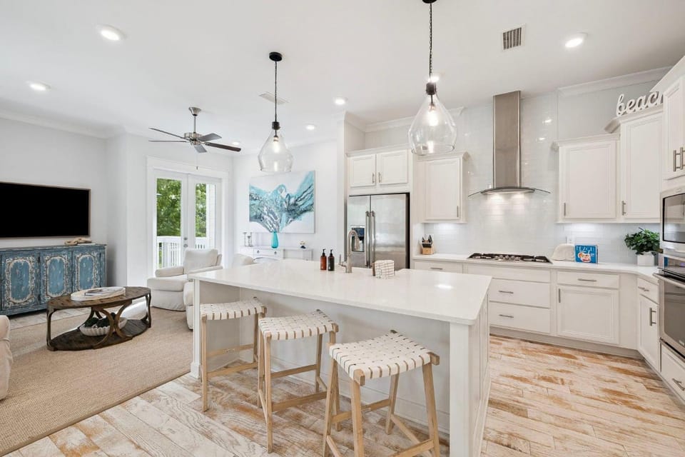 White Dunes Oasis House in South Walton County