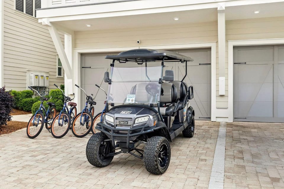 White Dunes Oasis House in South Walton County