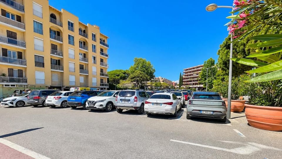 South Coast Studio in Le Lavandou Apartment in Le Lavandou