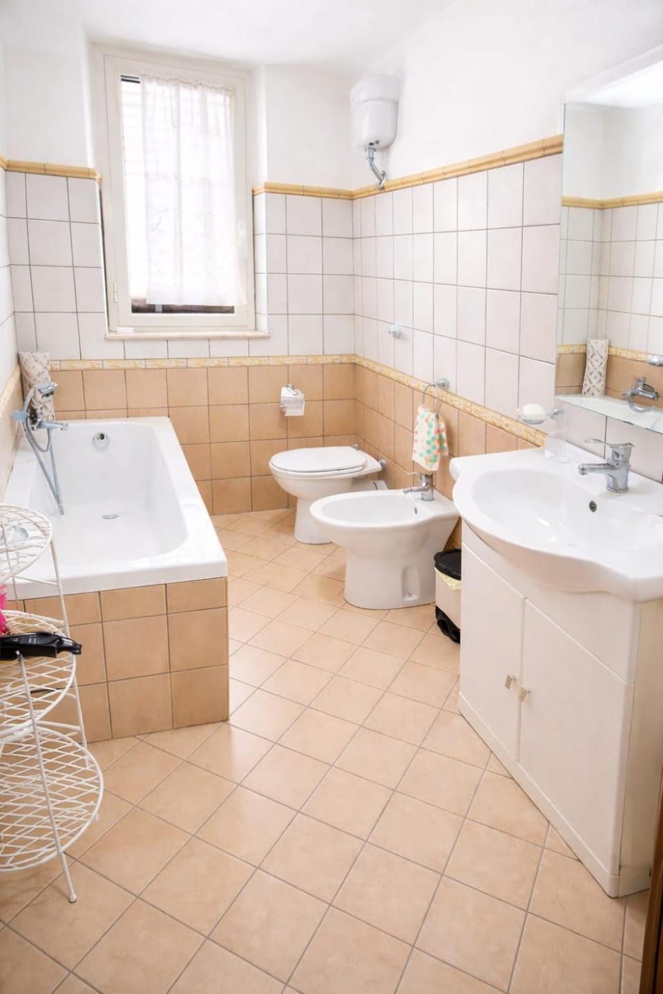 Toilet, Bathroom, Bath, bidet, towels