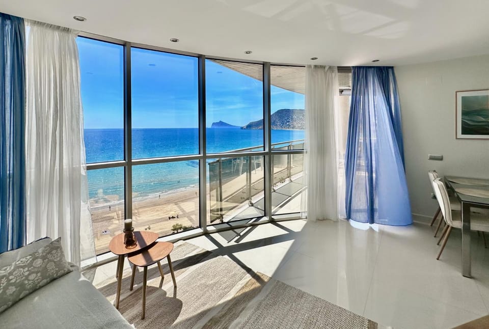 Living room, Sea view