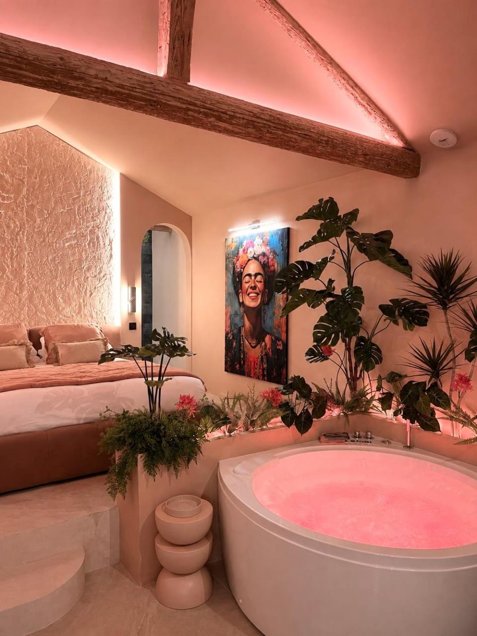 La Casita Rosa House in Occitanie