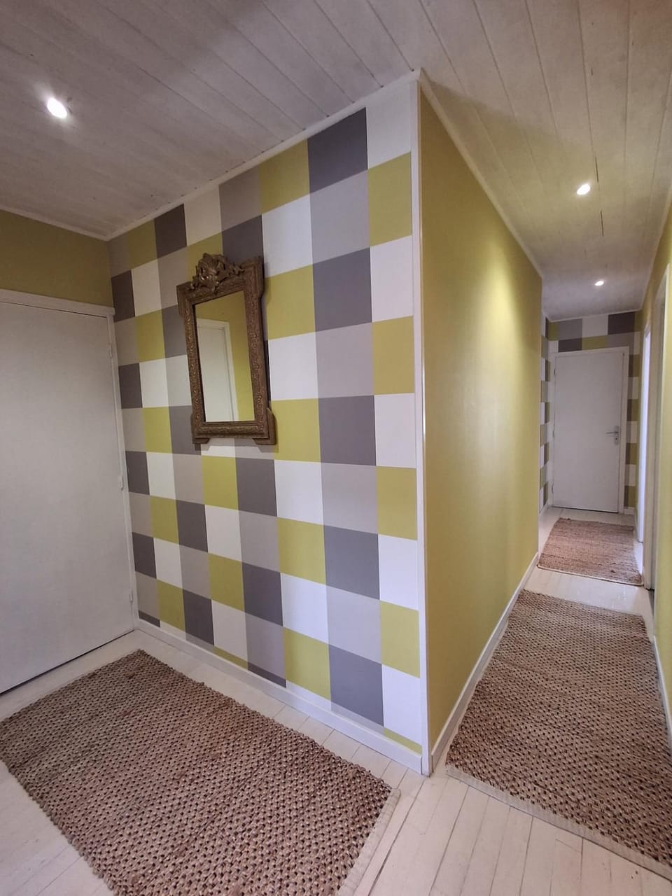 Duplex familial lumineux avec grande terrasse House in Auvergne-Rhône-Alpes