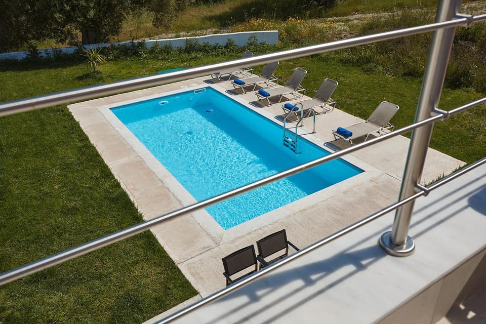 View (from property/room), View (from property/room), Balcony/Terrace, Garden view, Garden view, Mountain view, Mountain view, Pool view, Swimming pool, Inner courtyard view, sunbed