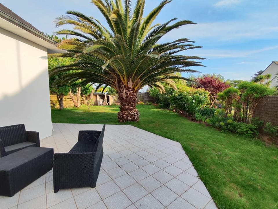 Patio, Spring, Garden