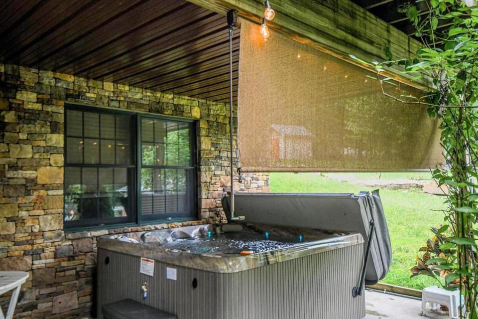 Hot Tub