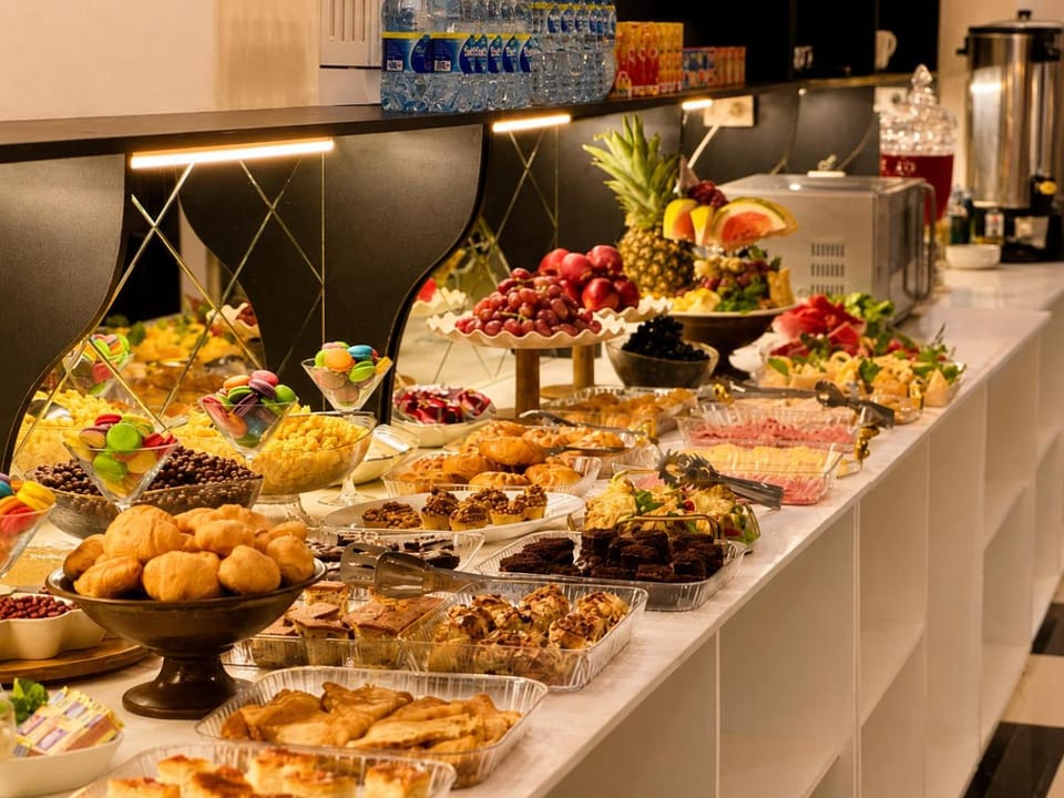 Food and drinks, Food, Buffet breakfast