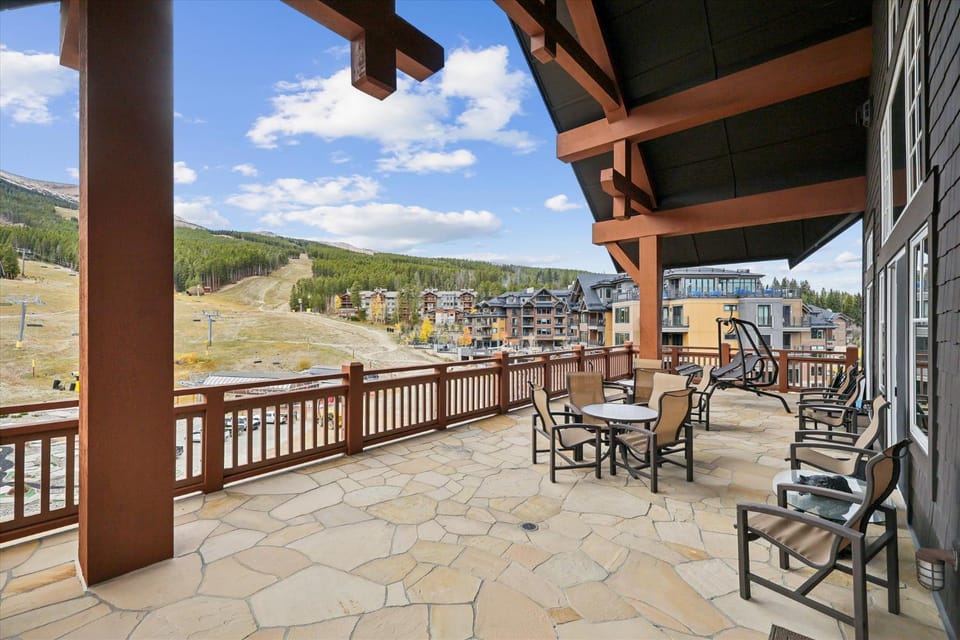 One Ski Hill Place 8516, Luxury condo with resort amenities Apartment in Breckenridge