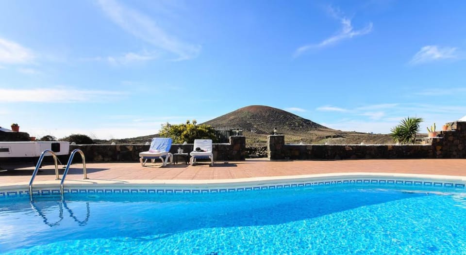 Clara Suites Lanzarote - MacaronesiaHomes Apartment in Isla de Lanzarote