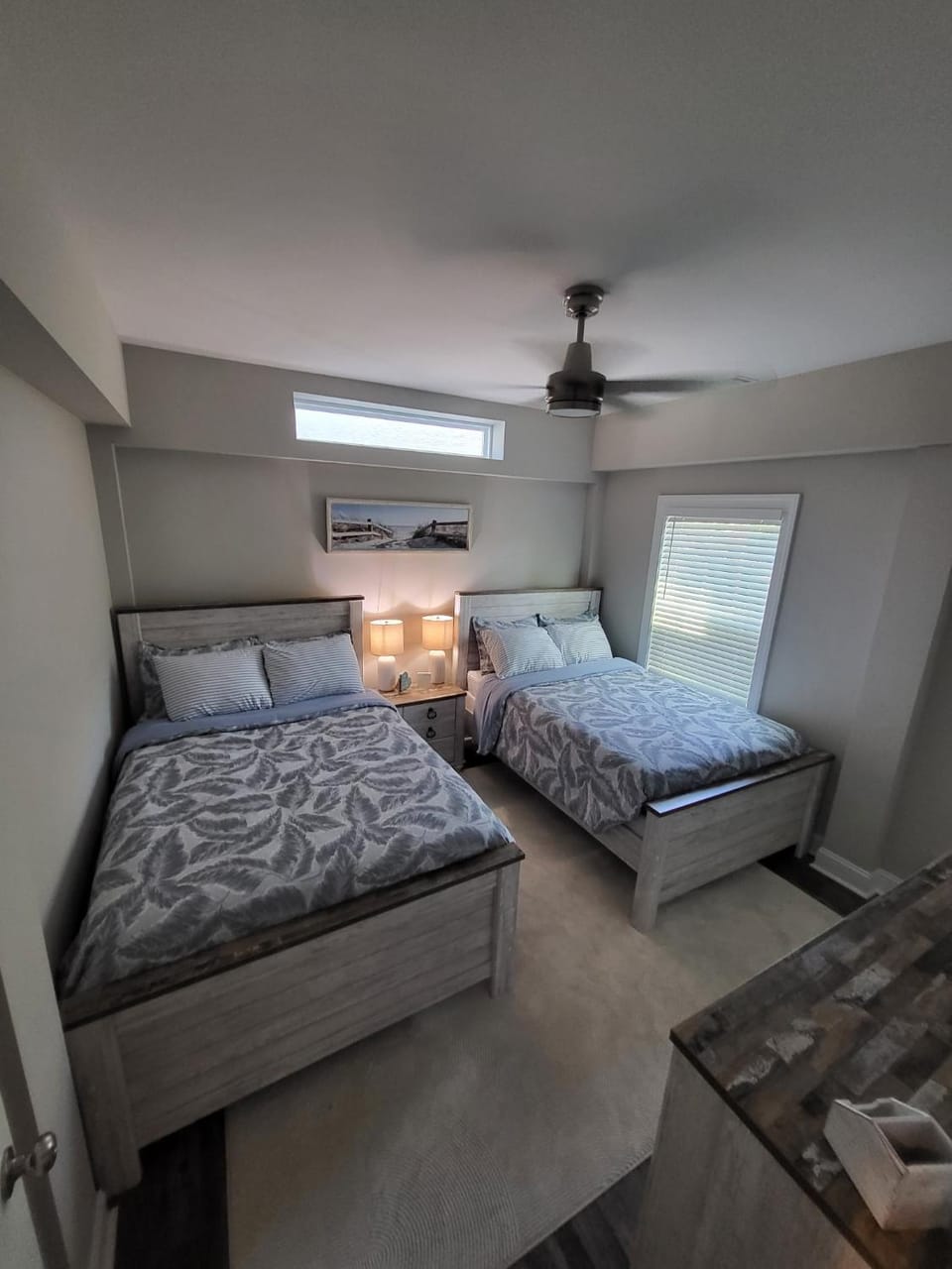 Ya Acht 2 Sea 2 point 0 Walk to Beach House in Saint James