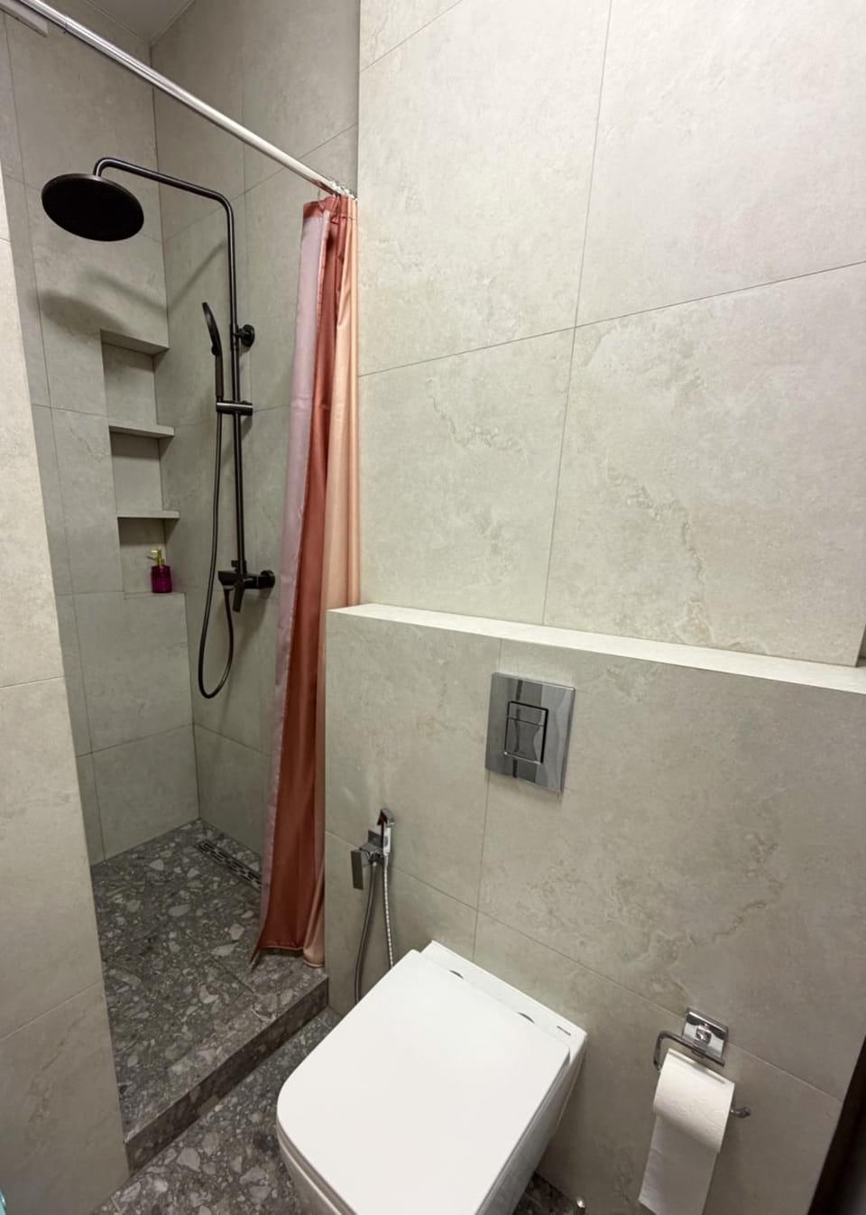 Shower, Toilet, bidet