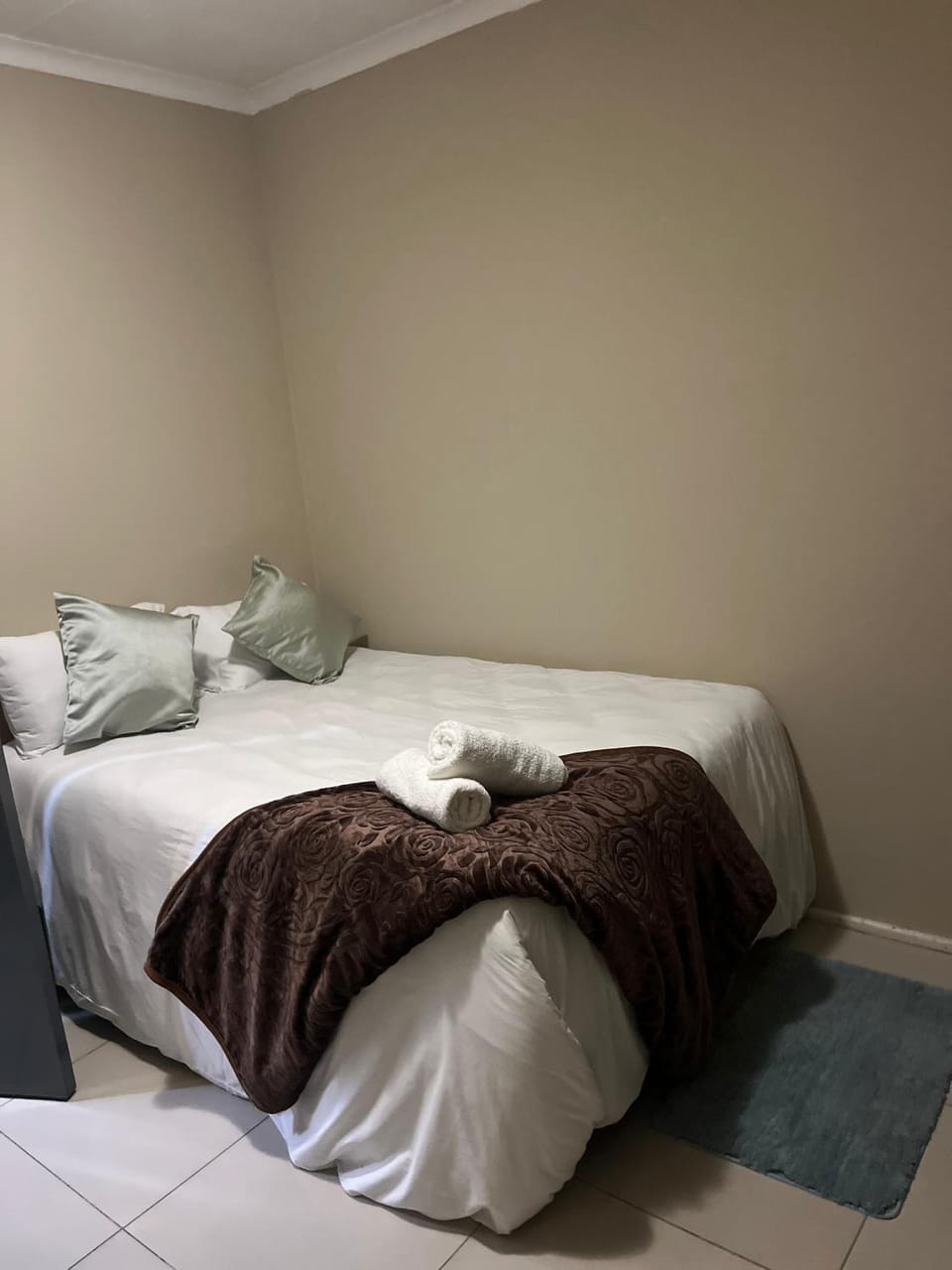 Aquasaints Sandton Logde Bed and Breakfast in Sandton