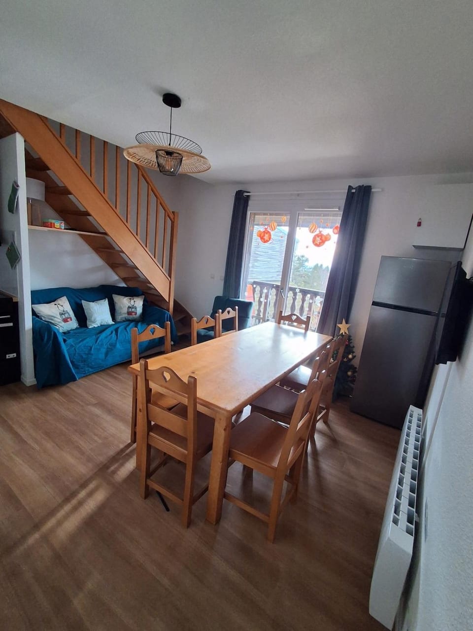 Superbesse 8 pers - WIFI - Piscine Apartment in Besse-et-Saint-Anastaise