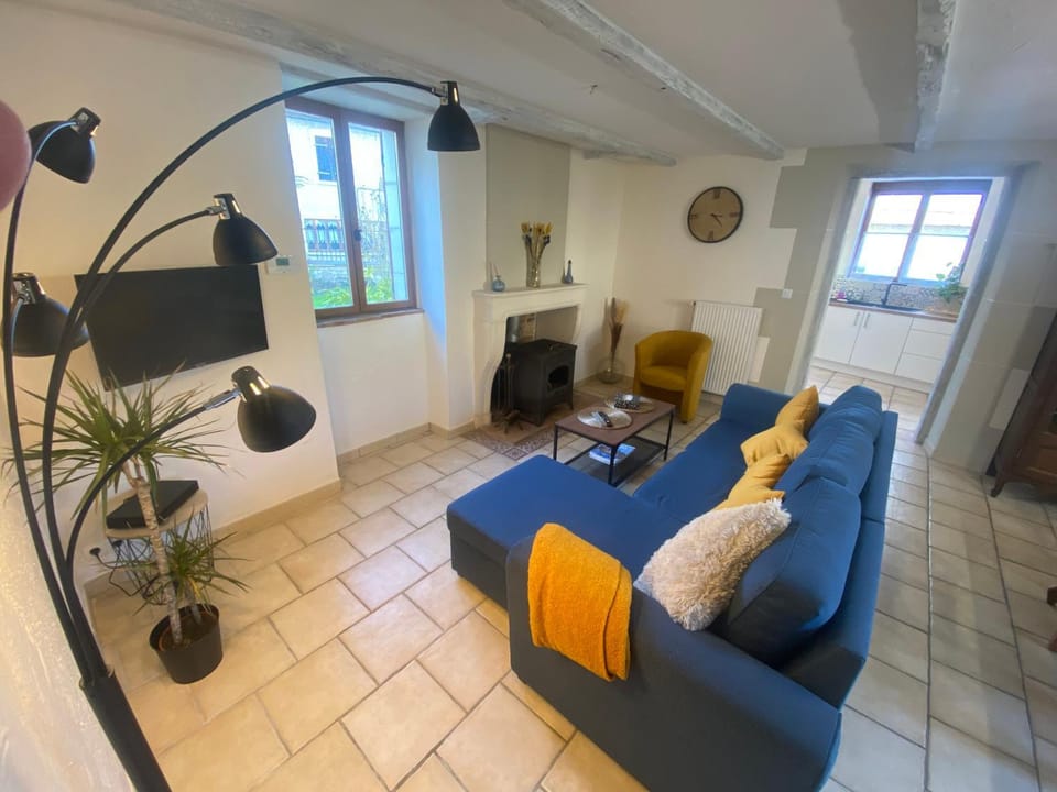 villa des fleurs House in Nouvelle-Aquitaine