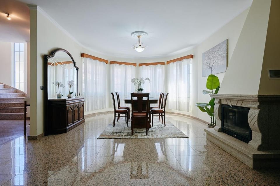 Kelly's Charm House by Elysian House in Madeira District